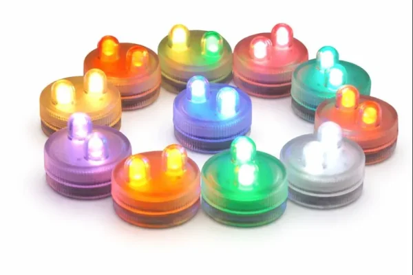 BATTERY-POWERED SUBMERSIBLE LIGHT