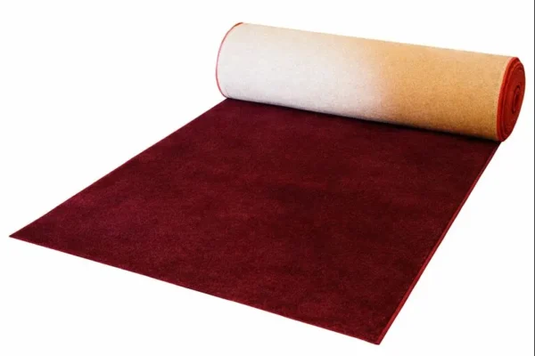 BURGUNDY CARPET 40'