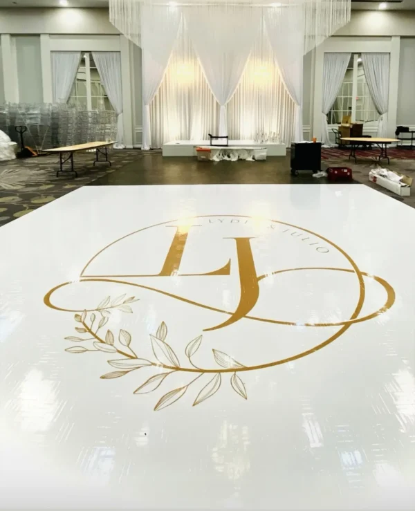 MONOGRAM - MODEL 7