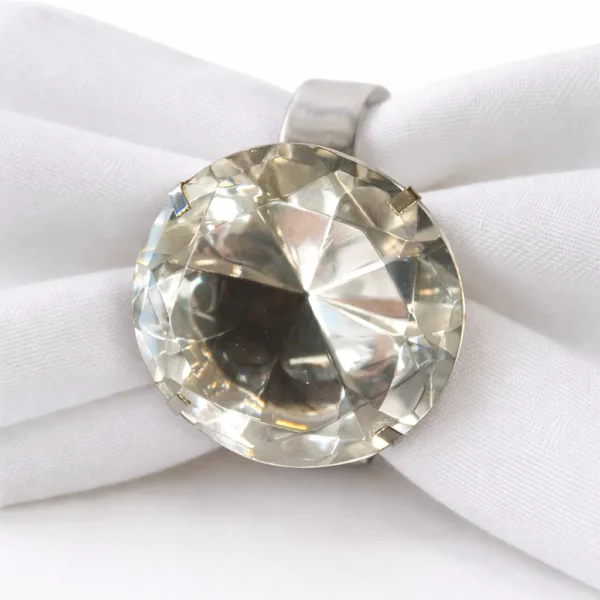 LARGE DIAMOND NAPKIN RING