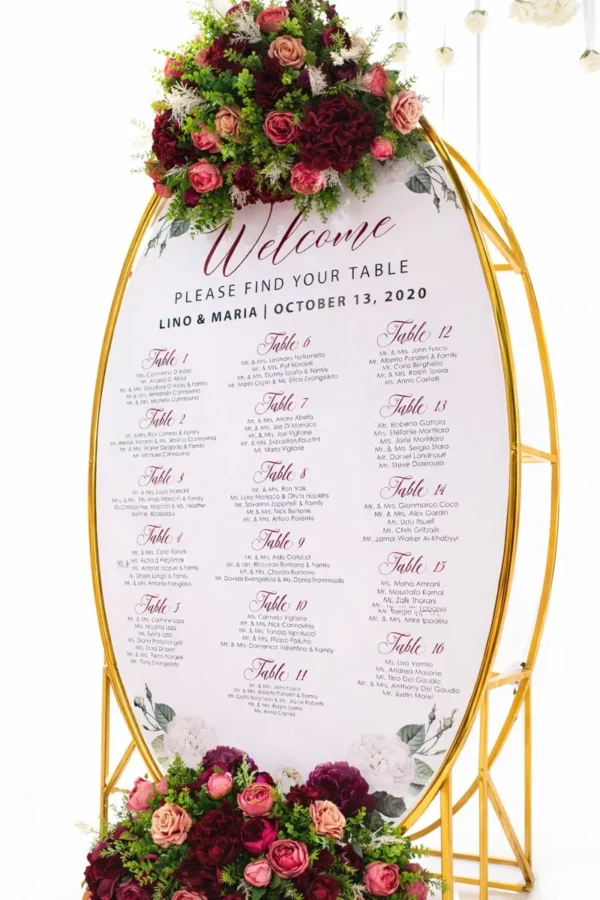 GOLD OVAL LUNA SEATING CHART WALL